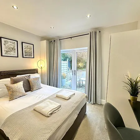 The Madison Garden דירה