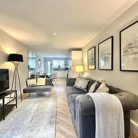 The Madison Garden Apartament *