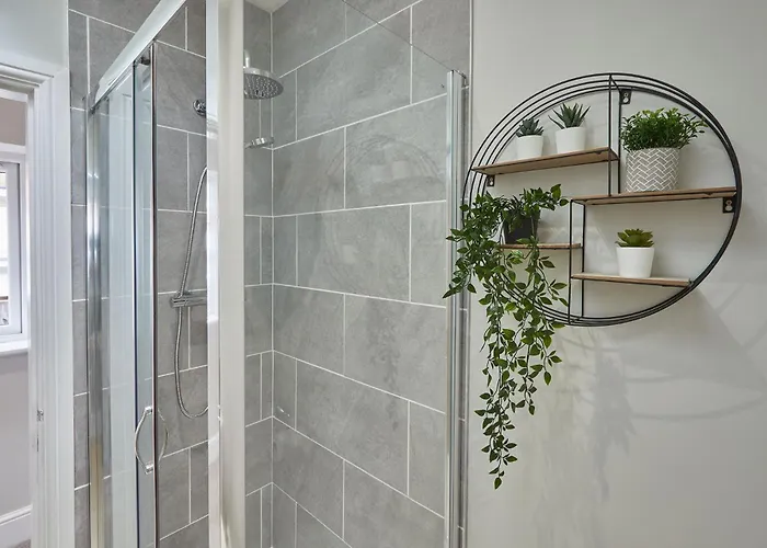 The Madison Garden * Whitby