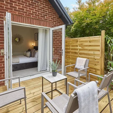 The Madison Garden Apartment